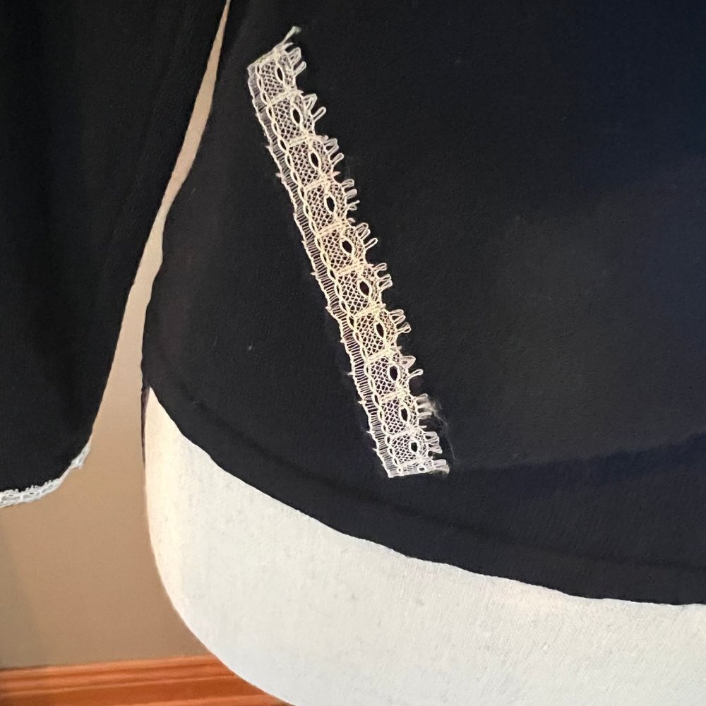 Anne Klein Lace Sweater, Size small - Picture 3 of 5